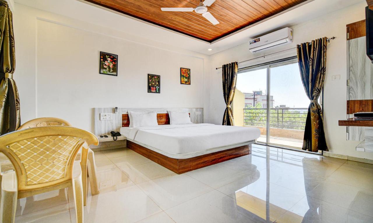 อาทิตย์ ฮิลล์ วิว อินน์ - โรงแรมในมหาพาเลศวร มหาบาเลชวาร์ ภายนอก รูปภาพ